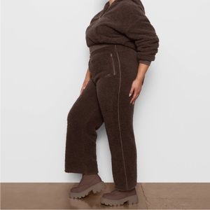 Skims teddy fleece fuzzy track pants size xxsmall